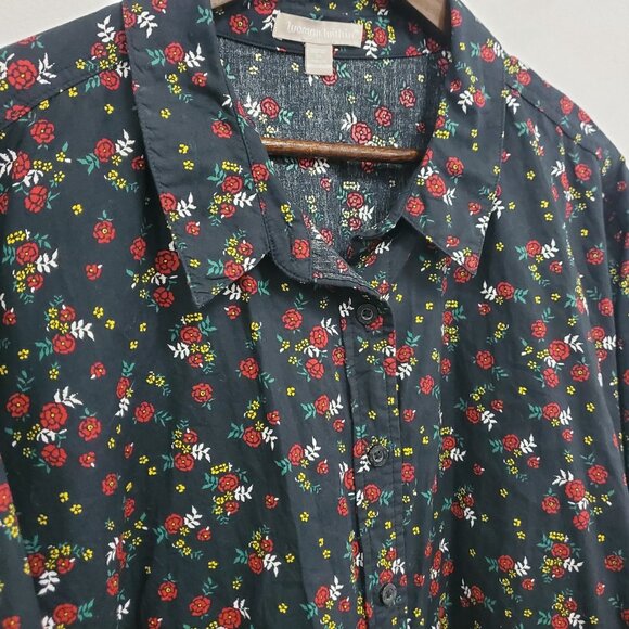 Woman Within Dark Floral Button Up Top Size 3X Black Goth Grunge Romantic Edgy - Picture 2 of 11